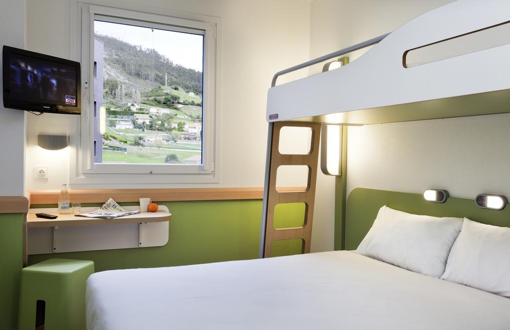 Ibis Budget Madrid Alcala De Henares La Dehesa Экстерьер фото